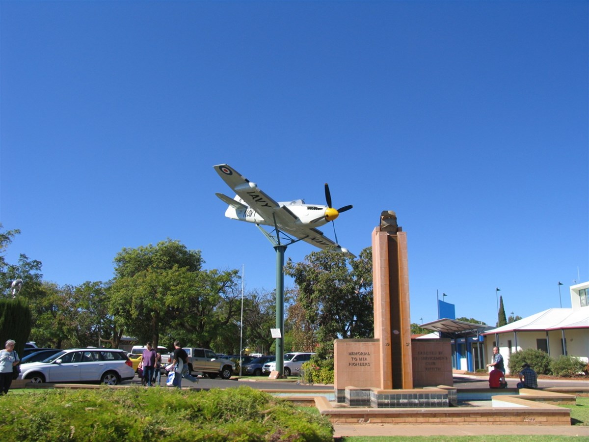 Griffith NSW ExplorOz Places