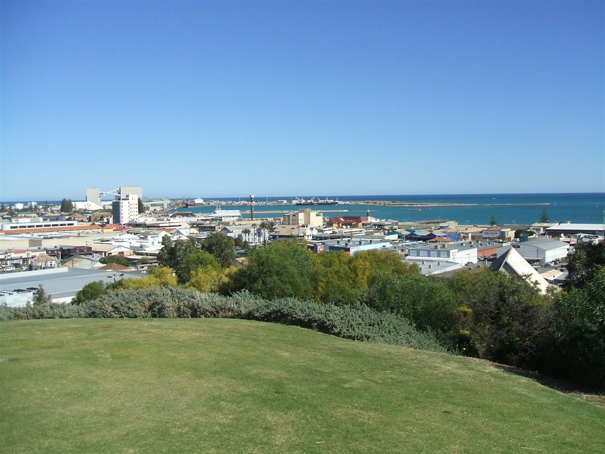 Geraldton WA ExplorOz Places
