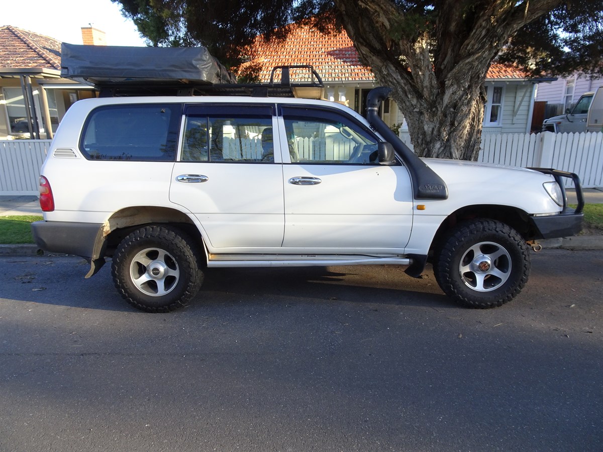 2000 Toyota Landcruiser 105 Series 1HZ 4.2 Turbo Diesel 5 speed ExplorOz Classifieds 2000 Toyota Landcruiser 105 Series 1HZ 4.2 Turbo Diesel 5 speed ExplorOz Classifieds