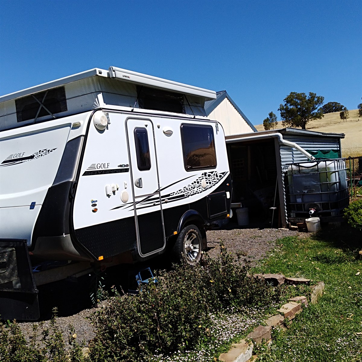 2015 GOLF SAVANNAH 402 POP TOP CARAVAN ExplorOz Classifieds