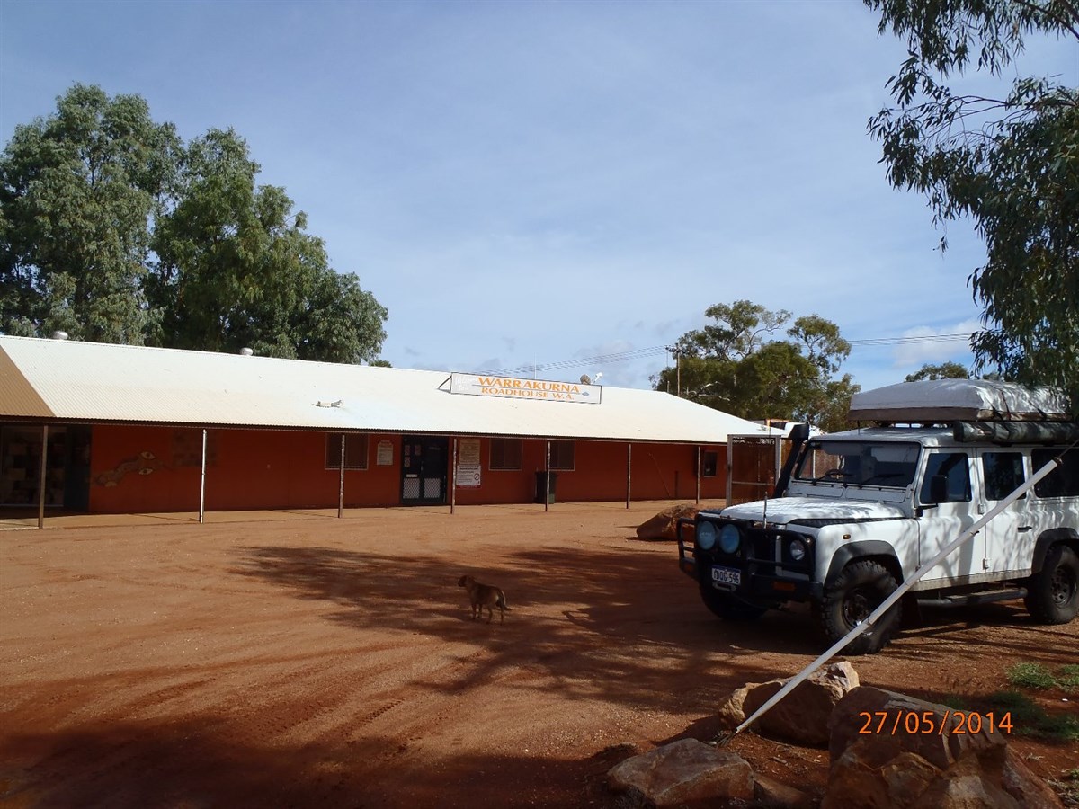 Warakurna Roadhouse WA ExplorOz Places