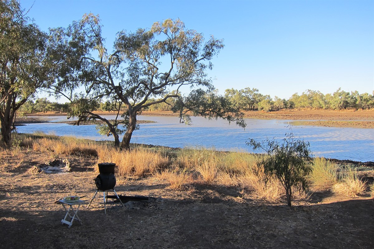Lake Francis QLD ExplorOz Places