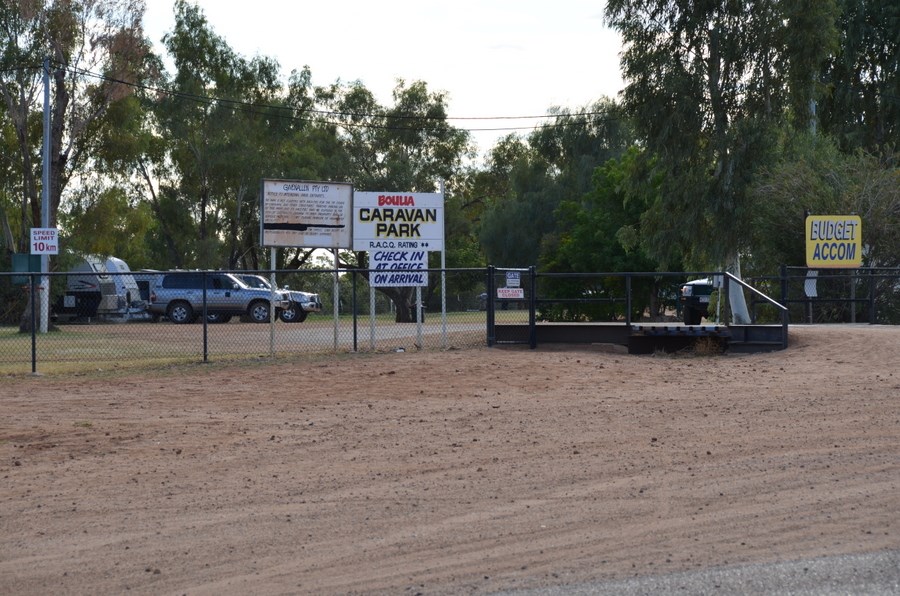 Boulia Caravan Park QLD ExplorOz Places