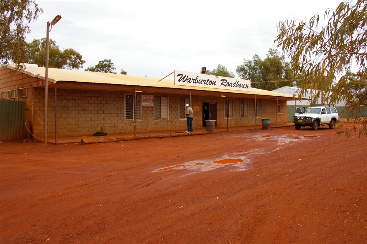 Warburton Roadhouse WA ExplorOz Places
