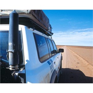 4WD on track with a Barrett 910 HF radio