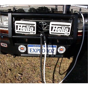 Shower hose connections through the front bull bar