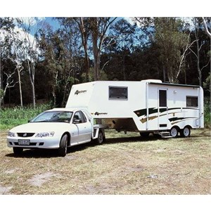 Fifth wheel caravan being towed by a ute