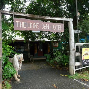 The Lions Den Pub
