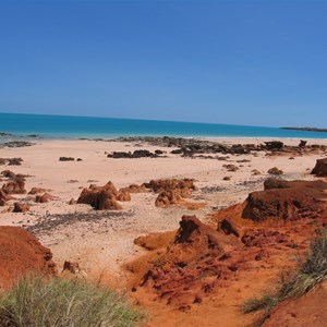 Southern end of Riddell Beach