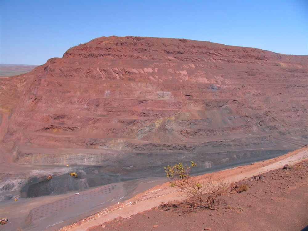 Mount Tom Price WA ExplorOz Places