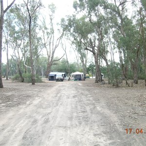 Torrumbarry Weir Camping Area near Echuca. Vic
