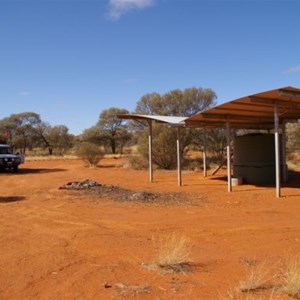 Anne Beadell Hwy (No. 3 Campsite)
