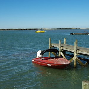 Mundoo Channel Jetty and Boat Ramp