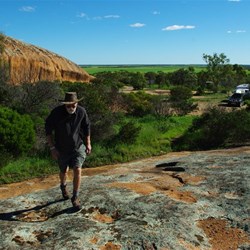 Walking and camping at Pildappa rock 