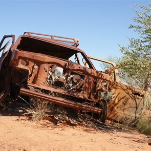 A lesson for outback travellers - The burnt Ford Exploder