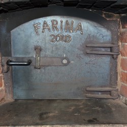 The famous Farina Bakery