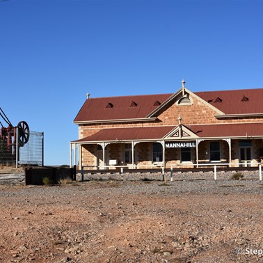 Mannahill Railway Station