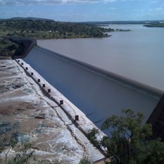 Burdekin Dam Falls
