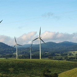 Ravenshoe wind farm and landscape