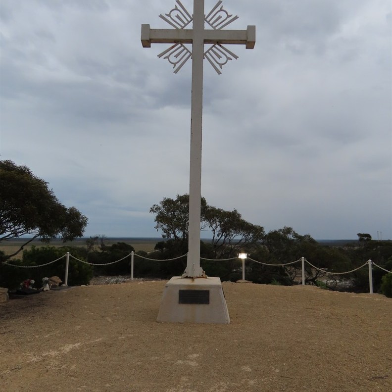 Eucla Cross