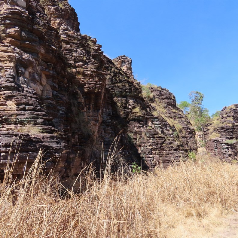 Edge of Sandstone Walk