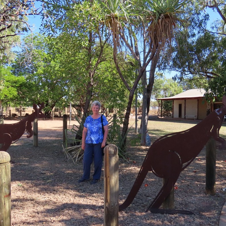 Waringarri Aboriginal Arts 3