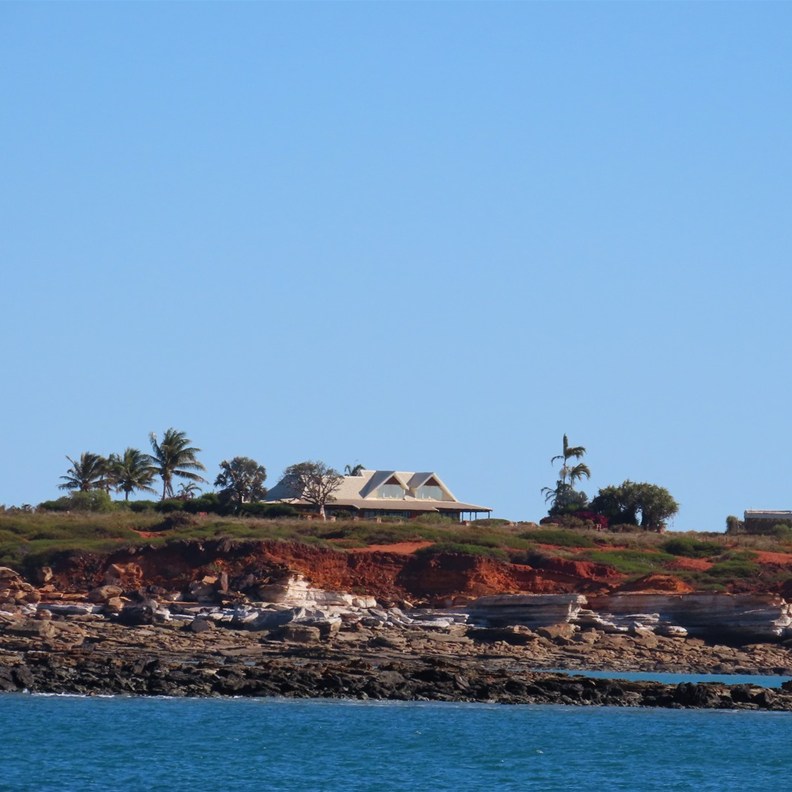 Property on the Gantheaume Point