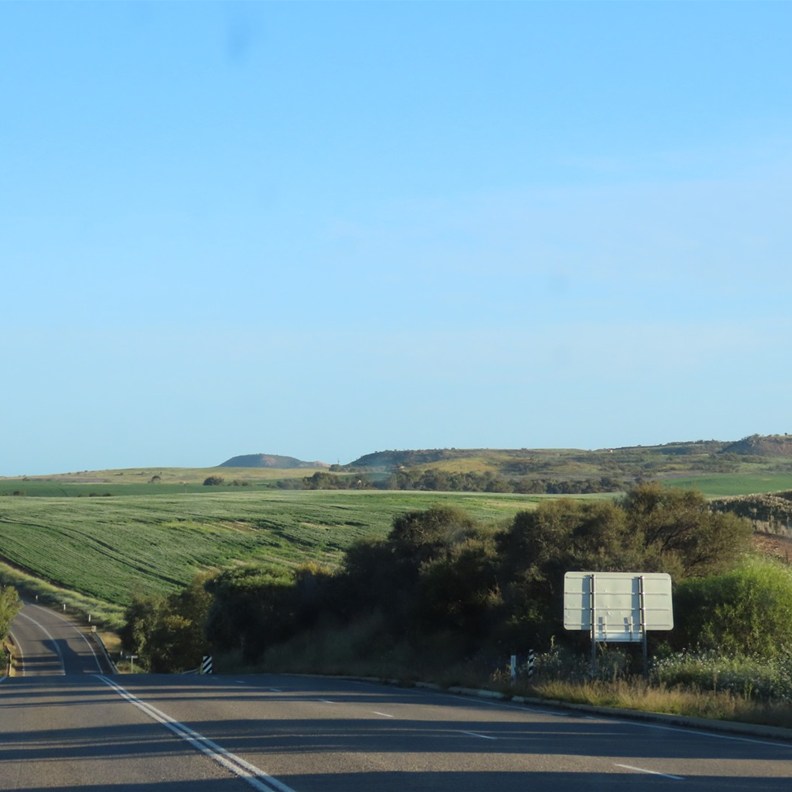 Road to Geraldton3