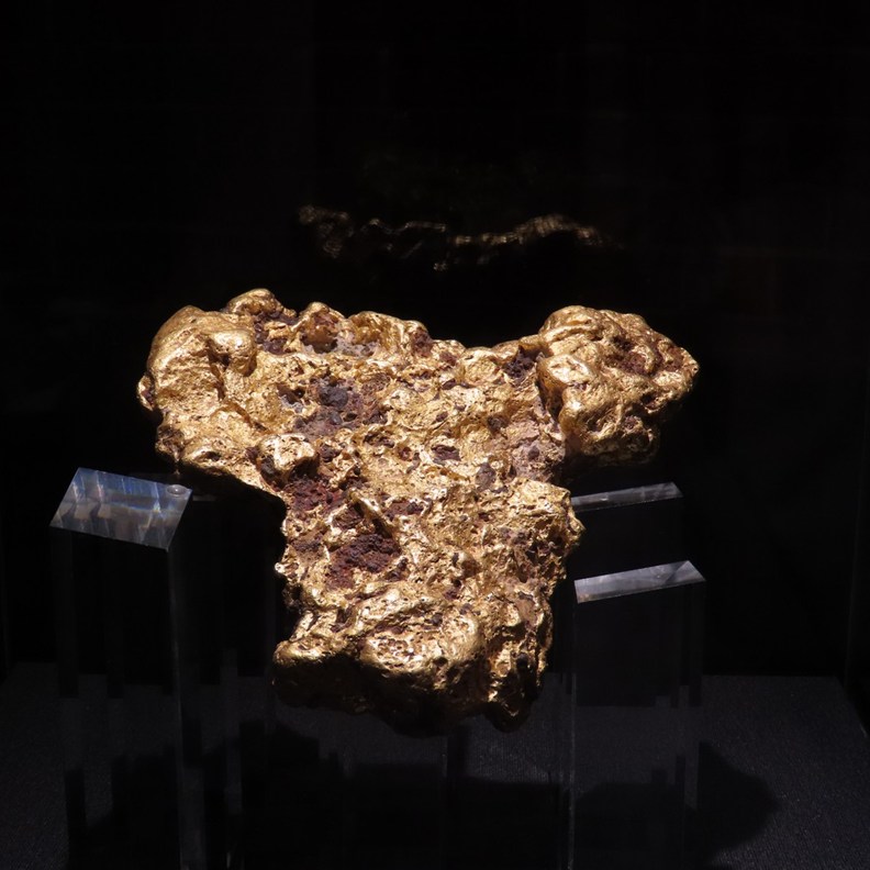 11.5Kg found in 2000 for sale