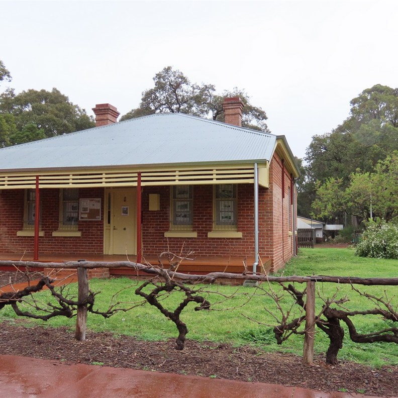 Mundaring Stations Masters House