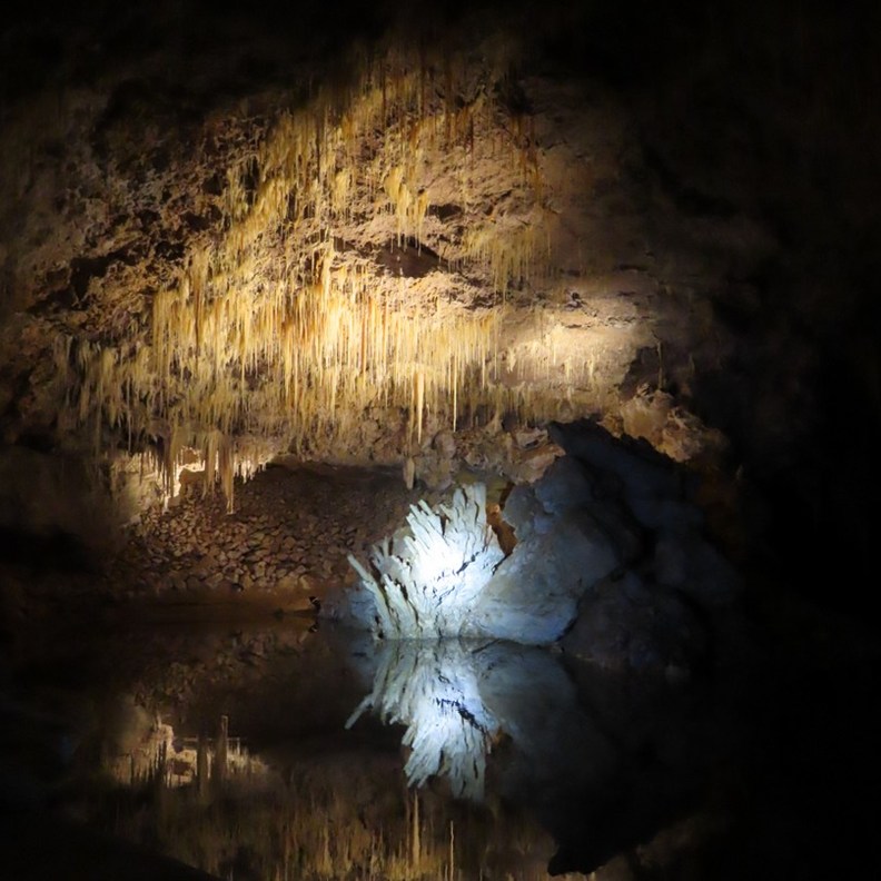 Lake Cave 3