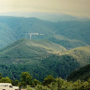 rugged landscapes on the way to Cradle Mountain