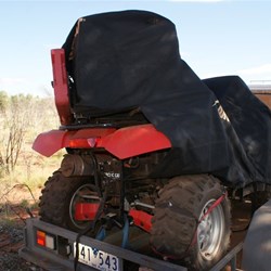 Oops, that don't look so good! - Broken mounting on quad.