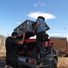 Off she comes to live on Scotties Trailer for a while.