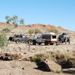 Vehciles at Tjarra Pool