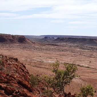 The view west along the Broadhurst Valley