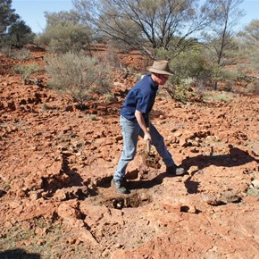 Equinox moving the first earth from the Red Bluff rockholes.