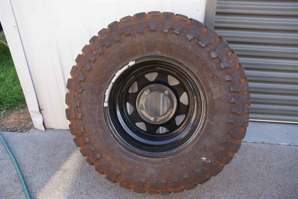 Product Review No.1 - Toyo Open Country MT tyres (285/75-R16) & Speedie  16x8 