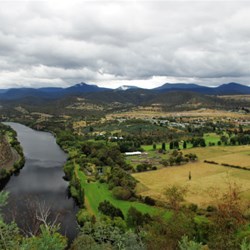 New Norfolk from Pulpit rock lookout