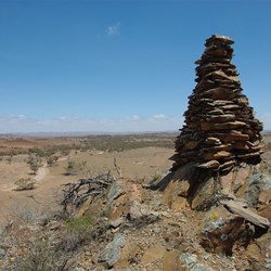 Stone Cairn Holowilena SA