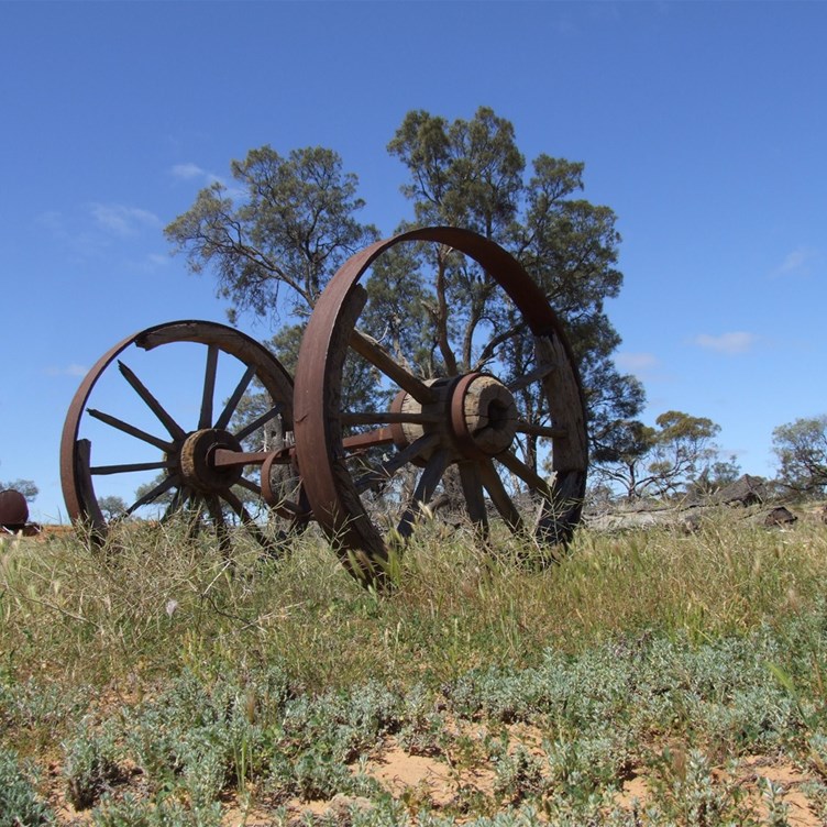 Old Jinker Wheels - Glencoe Station