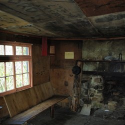 Historic twilight tarn Hut in Mt Field National Park Tasmania