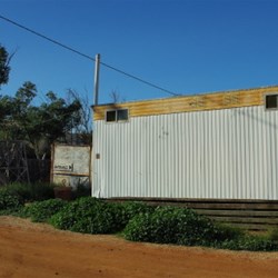 dilapidated amenities at Oodnadatta caravan park were an experience