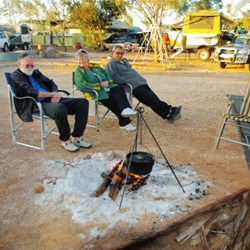 camp oven meal at Oodnadatta caravan park