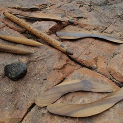 aboriginal tools - Wallace Rockhole cultural tour