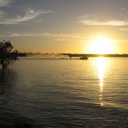 Early morning ski at Lake Poorrarecup WA