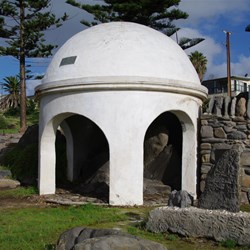 Frenchmans Rock historival site in Hog Bay