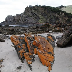 Western River Beach rock formations