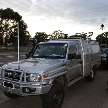 The Tuck Truck at Marong with the "L" plates on.