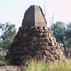 Original memorial to Major Mitchell
